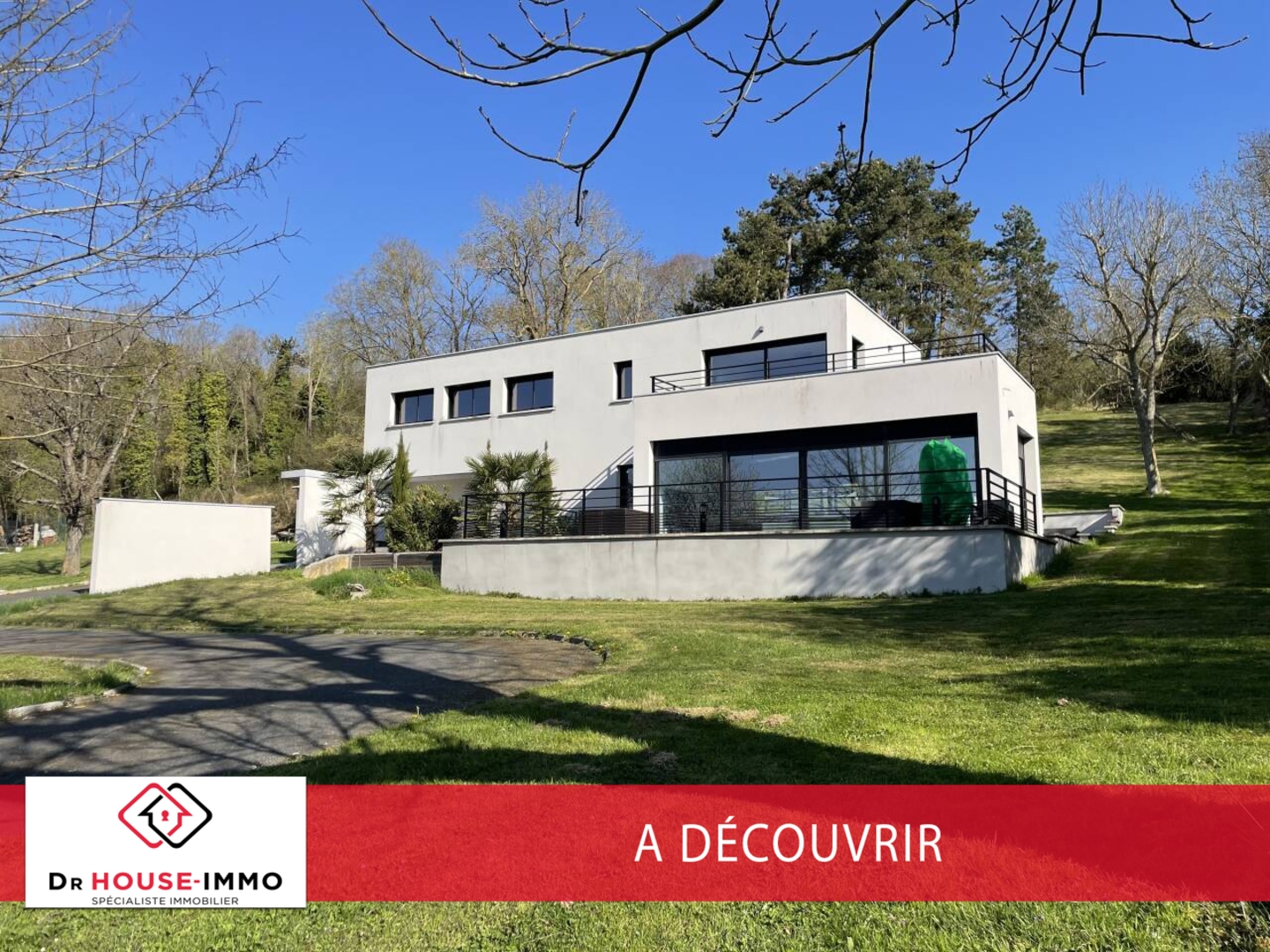 Photo 3 : Vente Maison 8 pièces Brueil-en-Vexin 230 m²