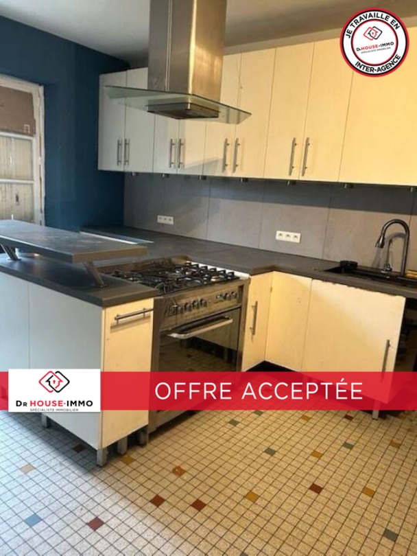 Photo 3 : Vente Immeuble 10 pièces Lèves-et-Thoumeyragues 318 m²