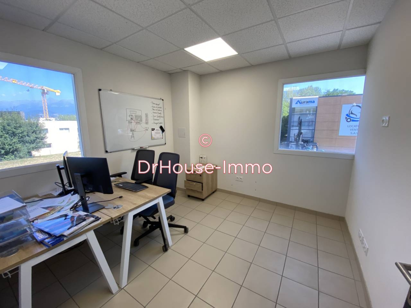 Photo 2 : Location Bureau 15 pièces Seyssinet-Pariset 258 m²