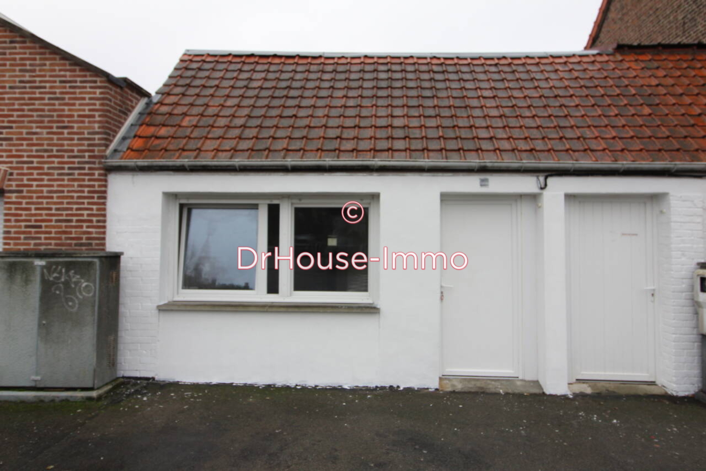 Photo 1 : Location Commerce 2 pièces Bruay-la-Buissière 43 m²