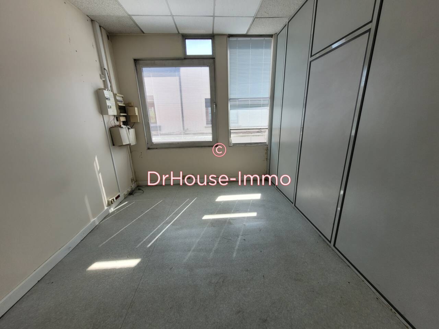 Photo 2 : Location Bureau 5 pièces Bruay-la-Buissière 60 m²