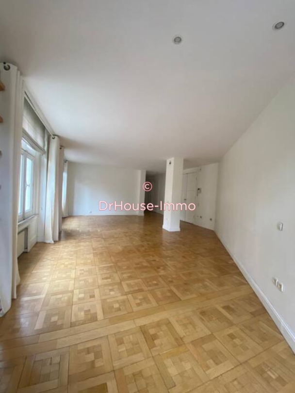 Photo 3 : Location Appartement 3 pièces Lille 114 m²