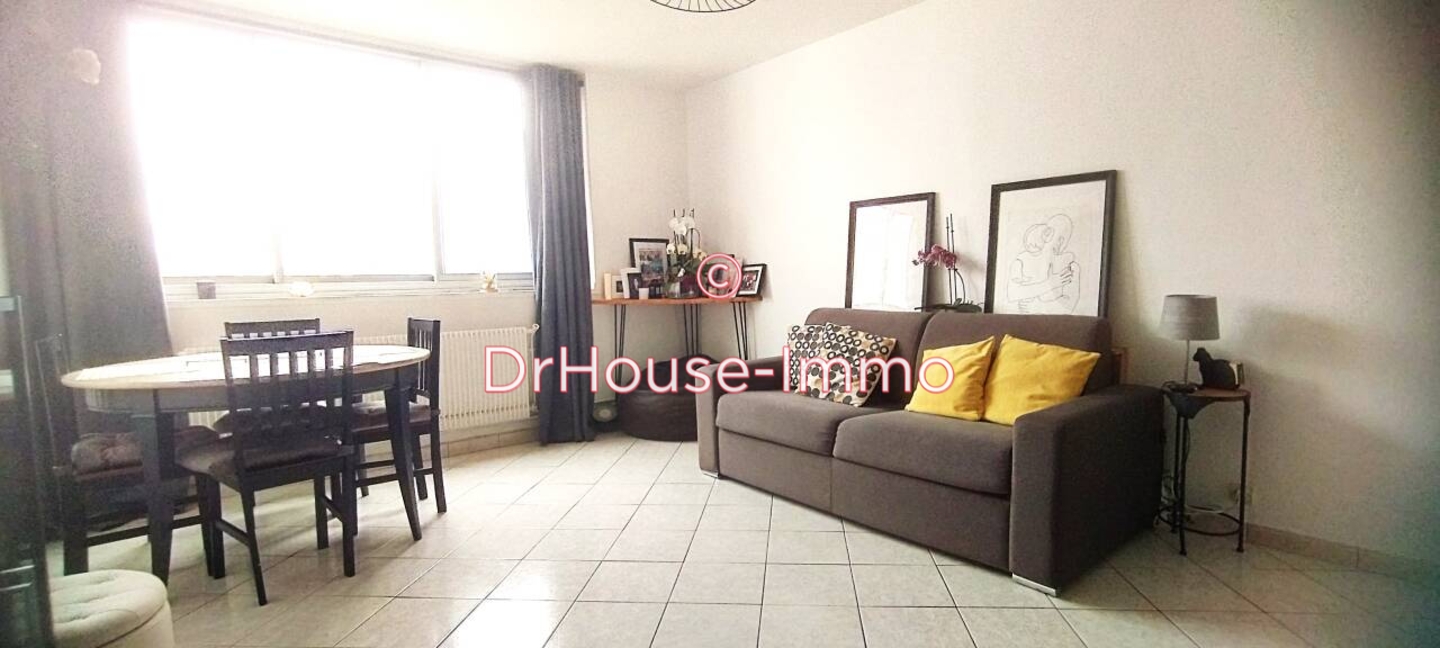 Photo 2 : Location Appartement 3 pièces Chatou 57 m²