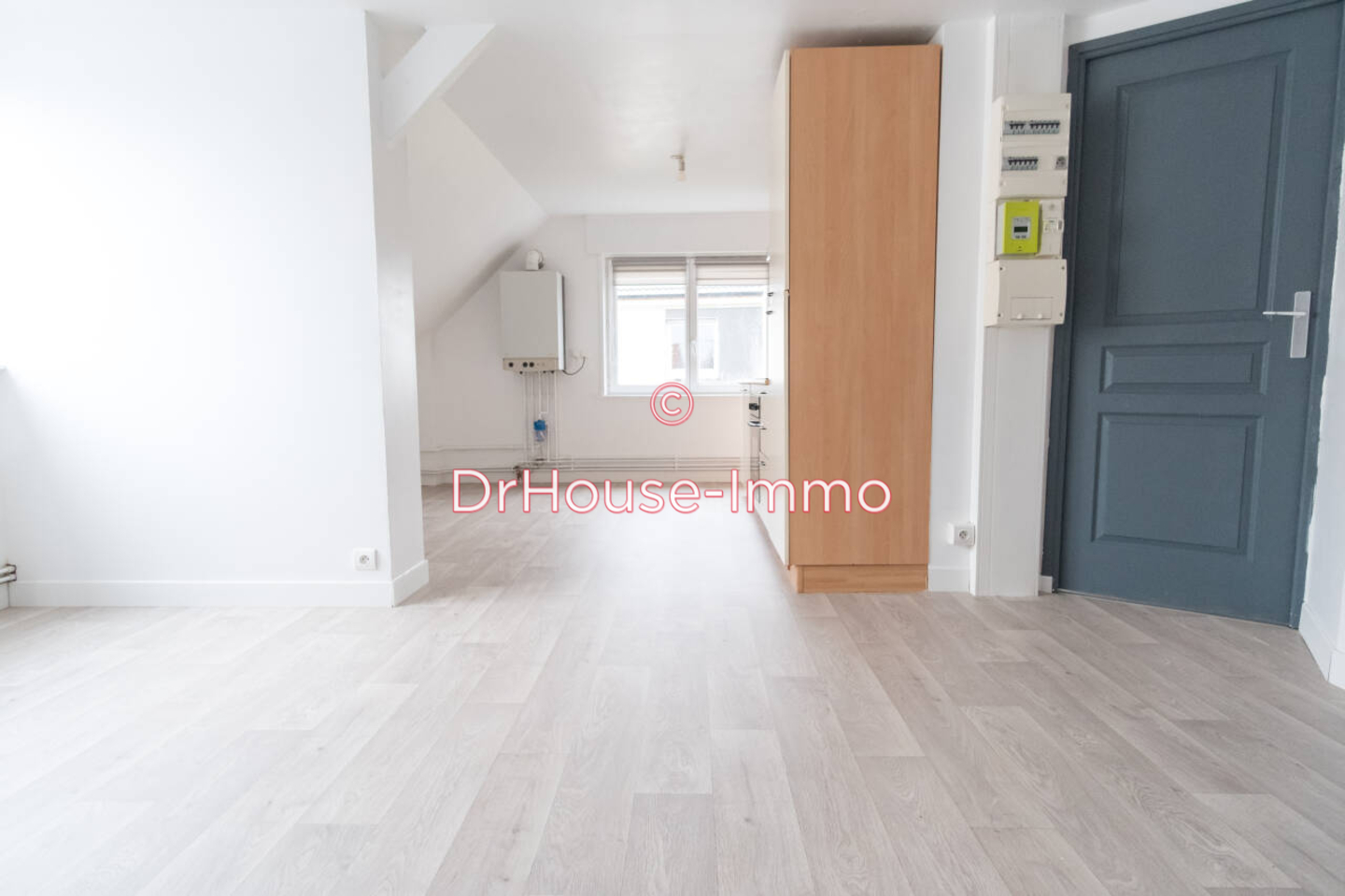 Photo 1 : Location Appartement 3 pièces Mouchin 50 m²