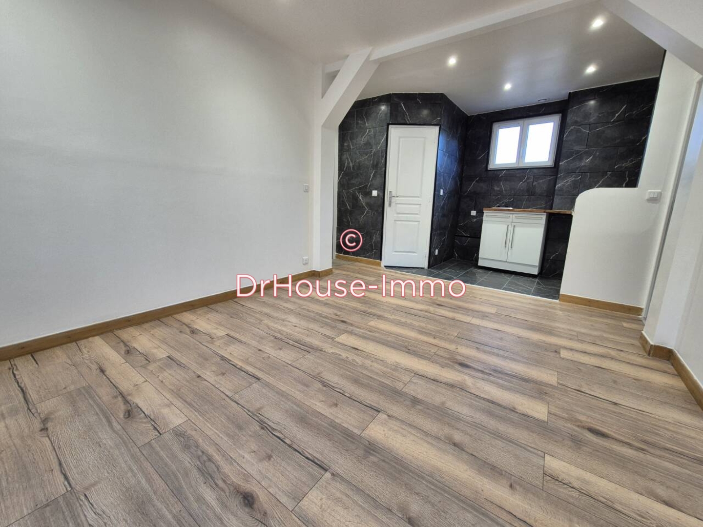 Photo 3 : Location Appartement 3 pièces Mantes-la-Jolie 43 m²
