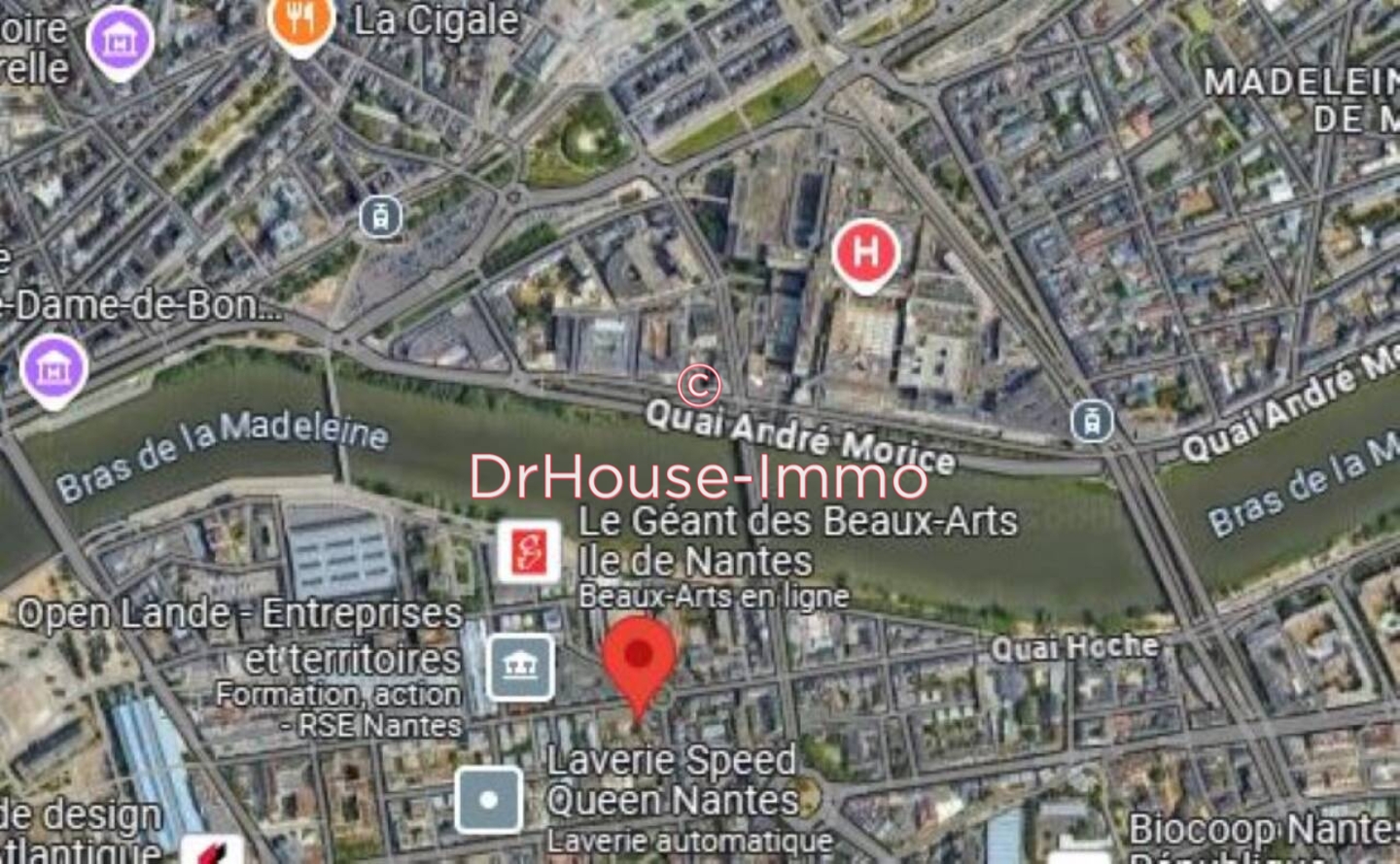 Photo 1 : Location Parking / Box 1 pièce Nantes 15 m²