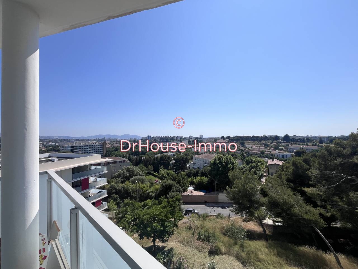 Photo 1 : Location Appartement 3 pièces Marseille 61 m²