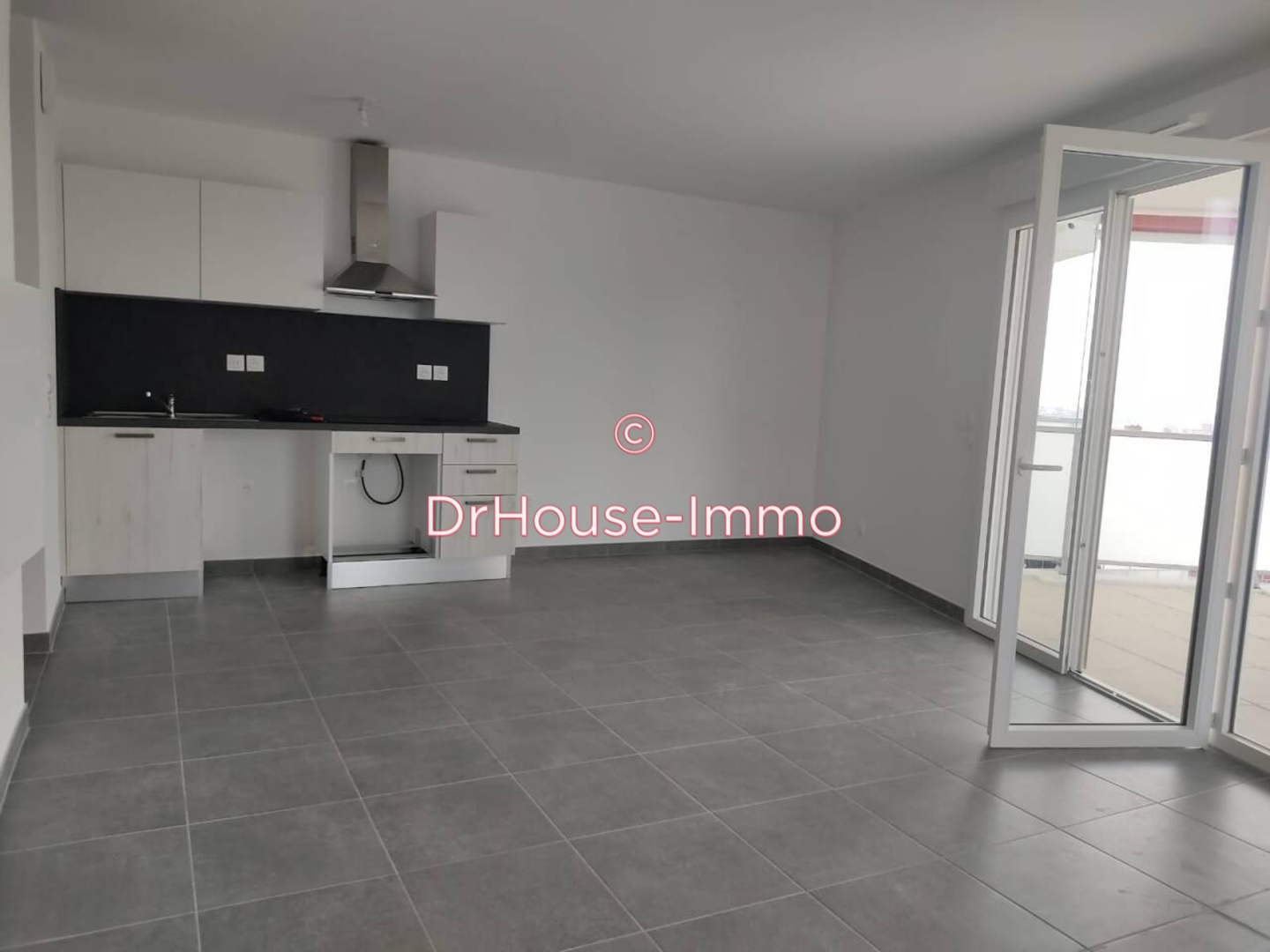 Photo 2 : Location Appartement 3 pièces Marseille 61 m²