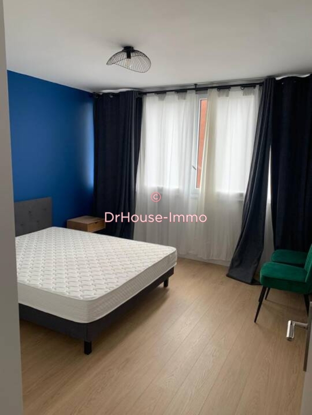 Photo 3 : Location Appartement 4 pièces Lille 97 m²