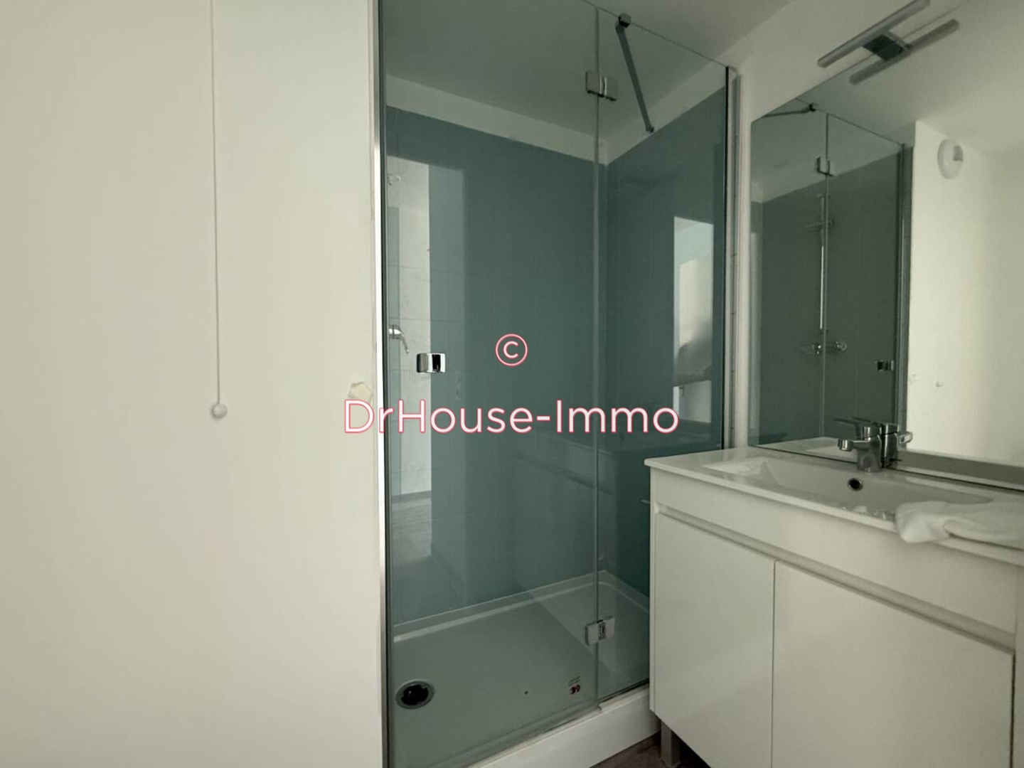 Photo 3 : Location Appartement 1 pièce Franqueville-Saint-Pierre 23 m²