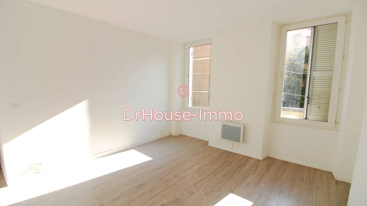Photo 2 : Location Appartement 2 pièces Marseille 34 m²