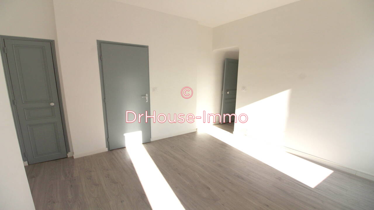 Photo 3 : Location Appartement 2 pièces Marseille 34 m²