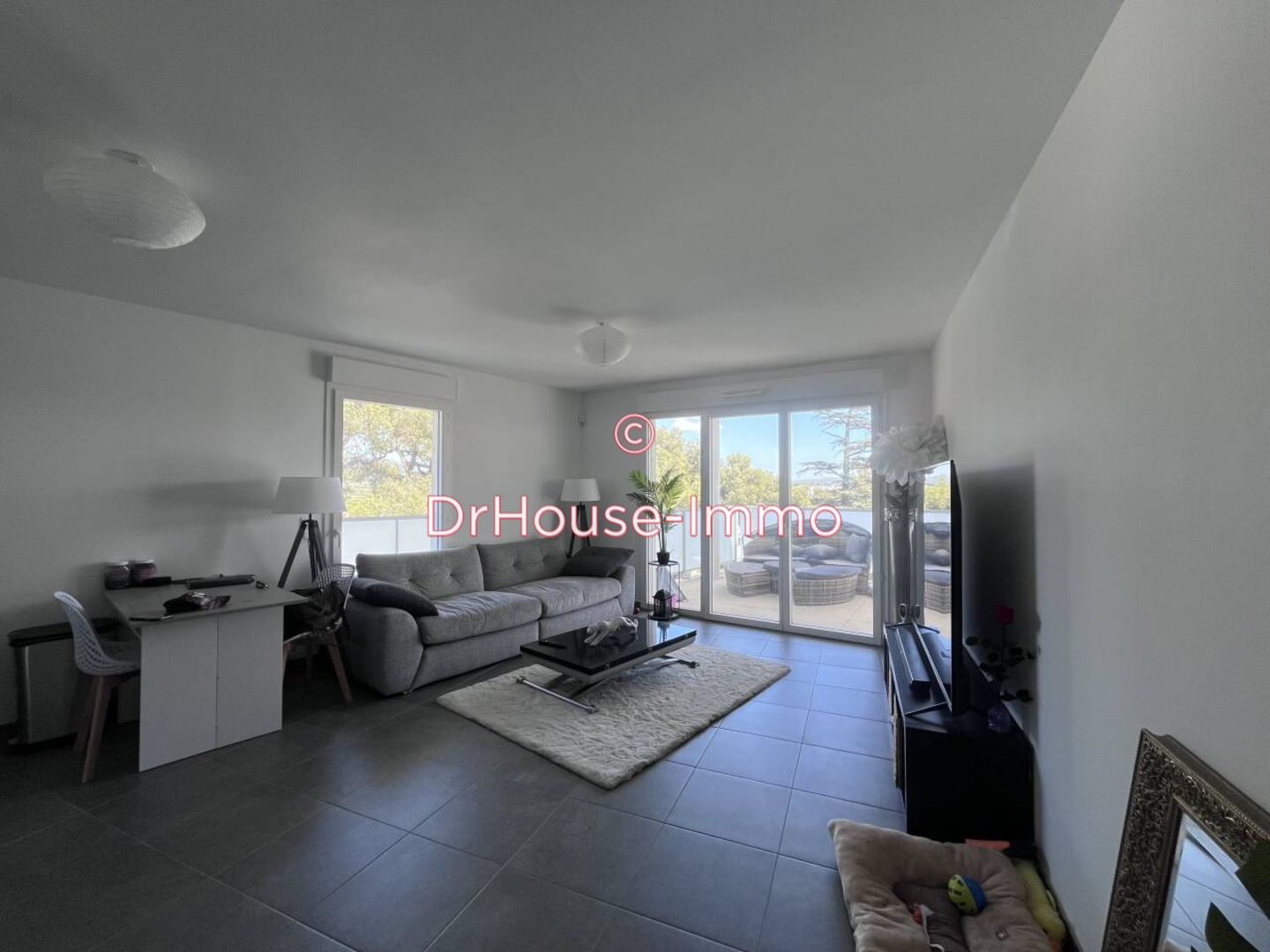Photo 2 : Location Appartement 4 pièces Marseille 75 m²