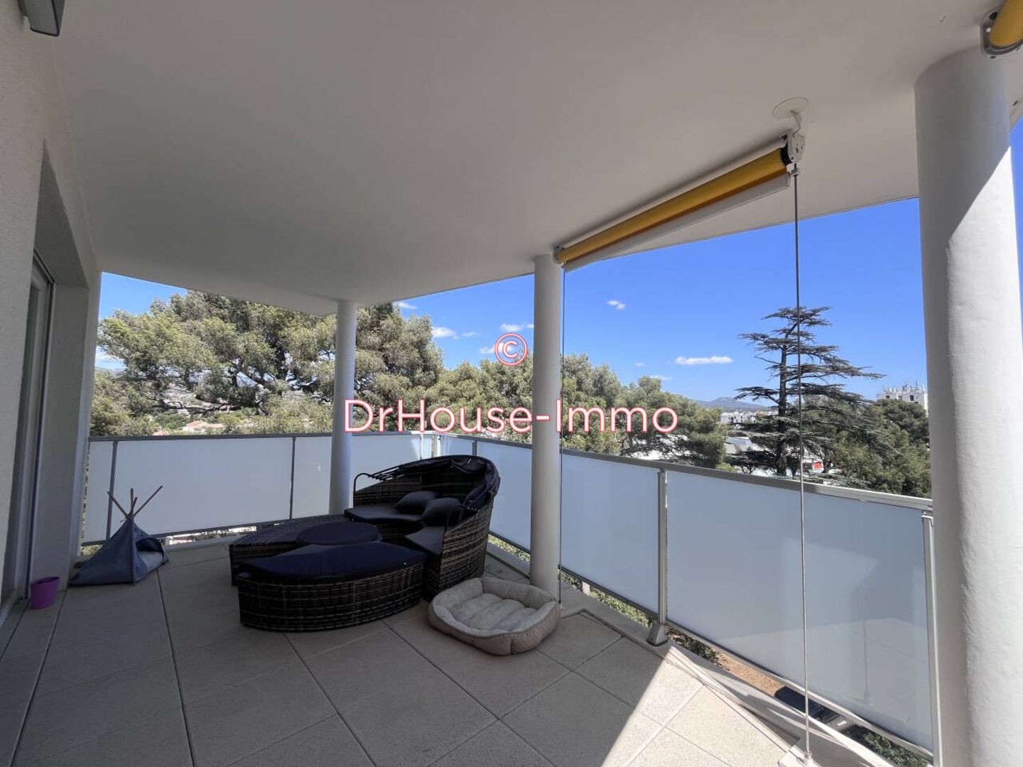 Photo 1 : Location Appartement 4 pièces Marseille 75 m²