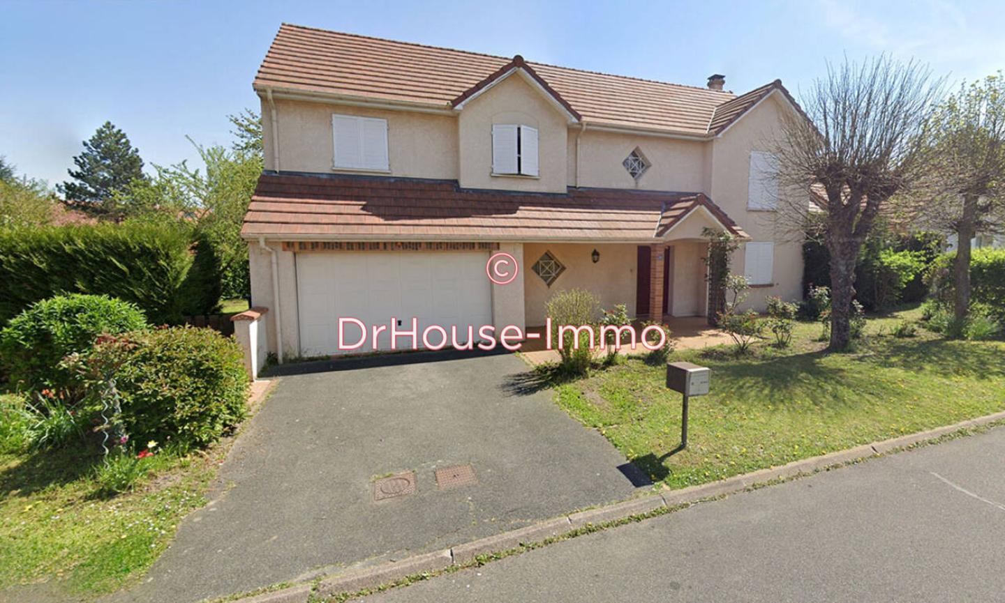 Photo 1 : Location Maison 6 pièces Claye-Souilly 165 m²