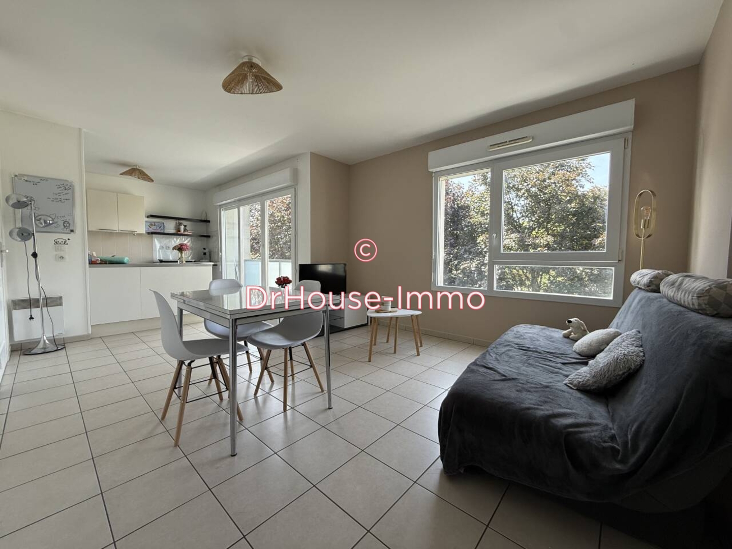 Photo 1 : Location Appartement 2 pièces Mont-Saint-Aignan 49 m²