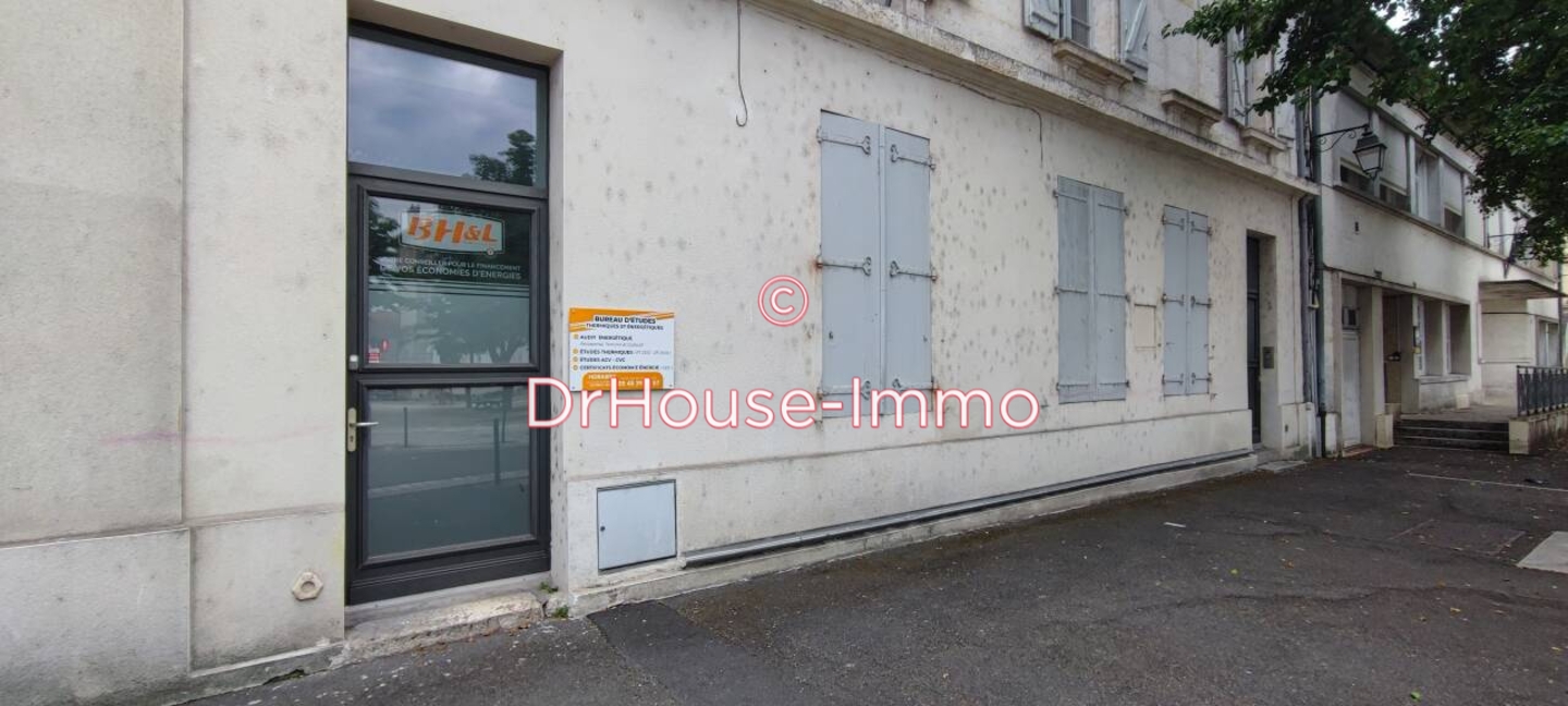 Photo 2 : Location Bureau 7 pièces Angoulême 85 m²