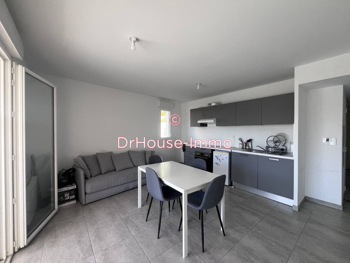 Photo 3 : Location Appartement 3 pièces Marseille 57 m²