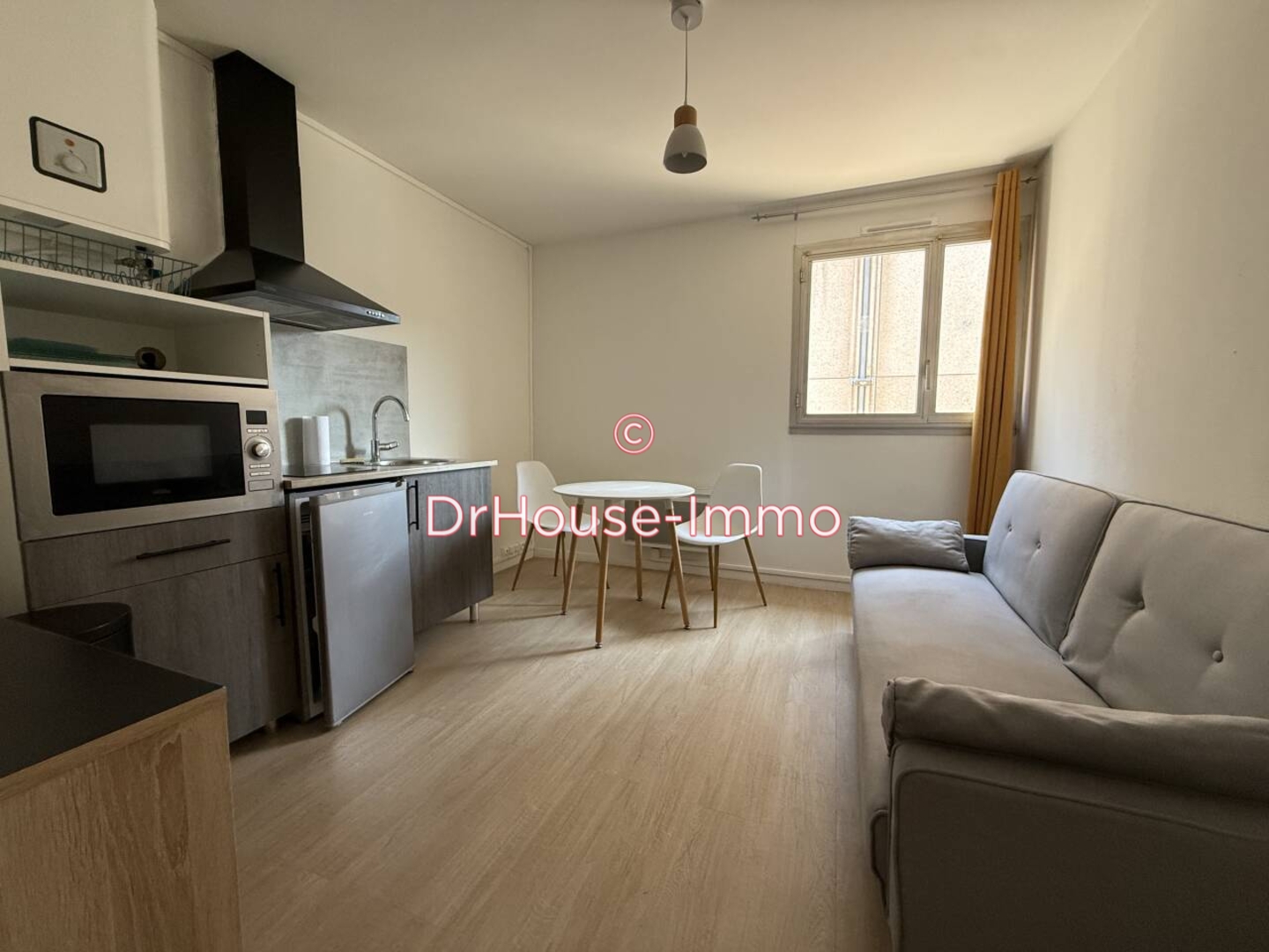 Photo 1 : Location Appartement 1 pièce Rouen 16 m²