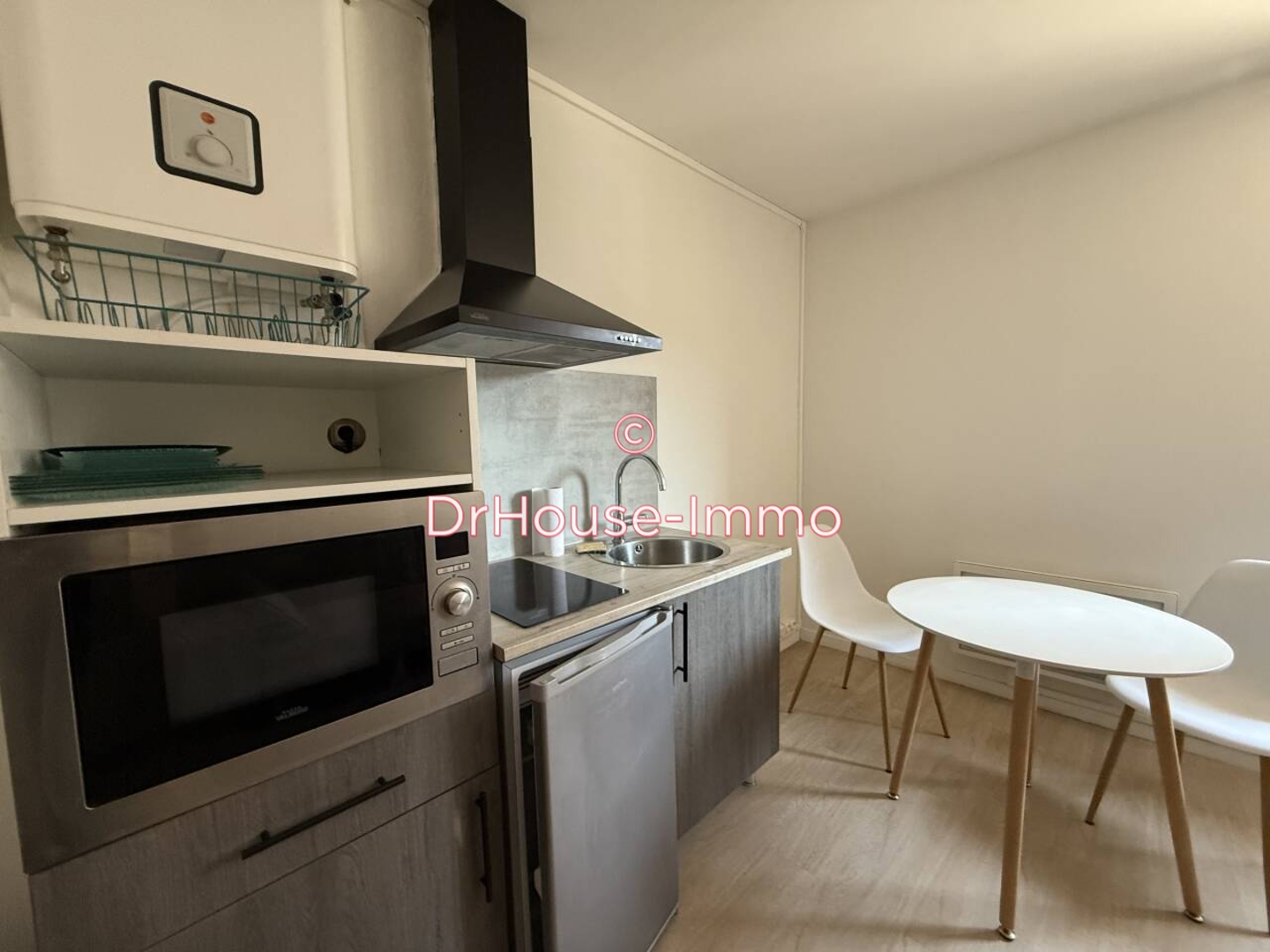 Photo 2 : Location Appartement 1 pièce Rouen 16 m²