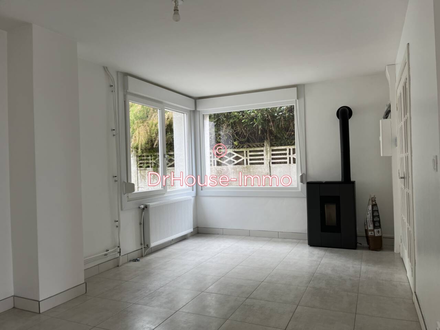 Photo 1 : Location Maison 6 pièces Aulnoy-lez-Valenciennes 91 m²