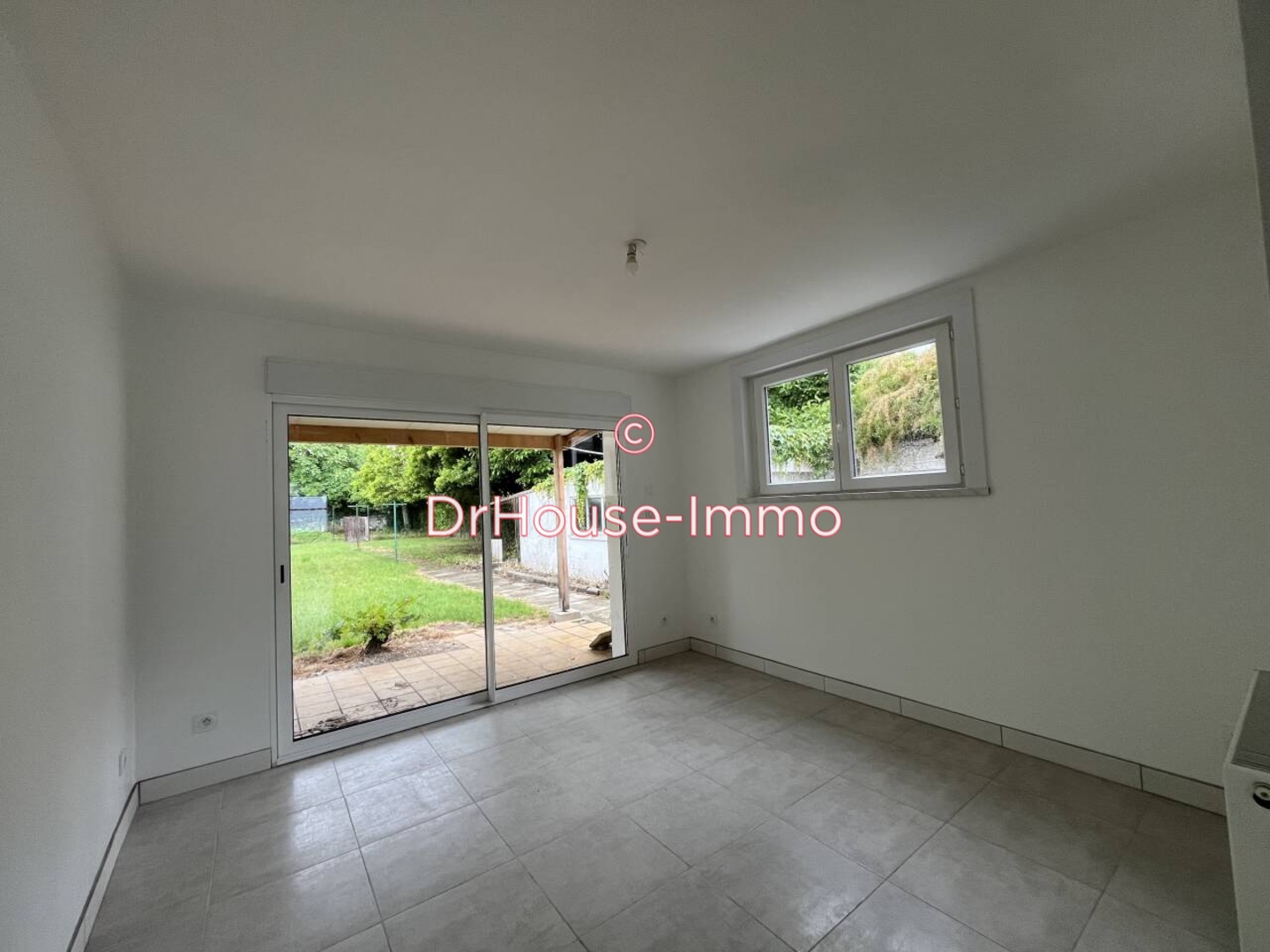 Photo 2 : Location Maison 6 pièces Aulnoy-lez-Valenciennes 91 m²