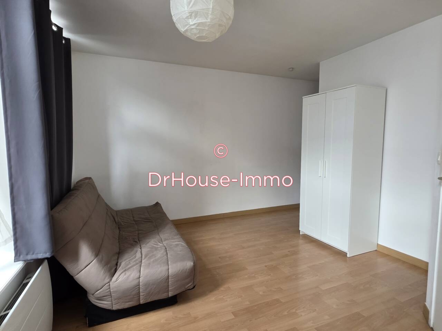 Photo 1 : Location Appartement 1 pièce Lille 18 m²
