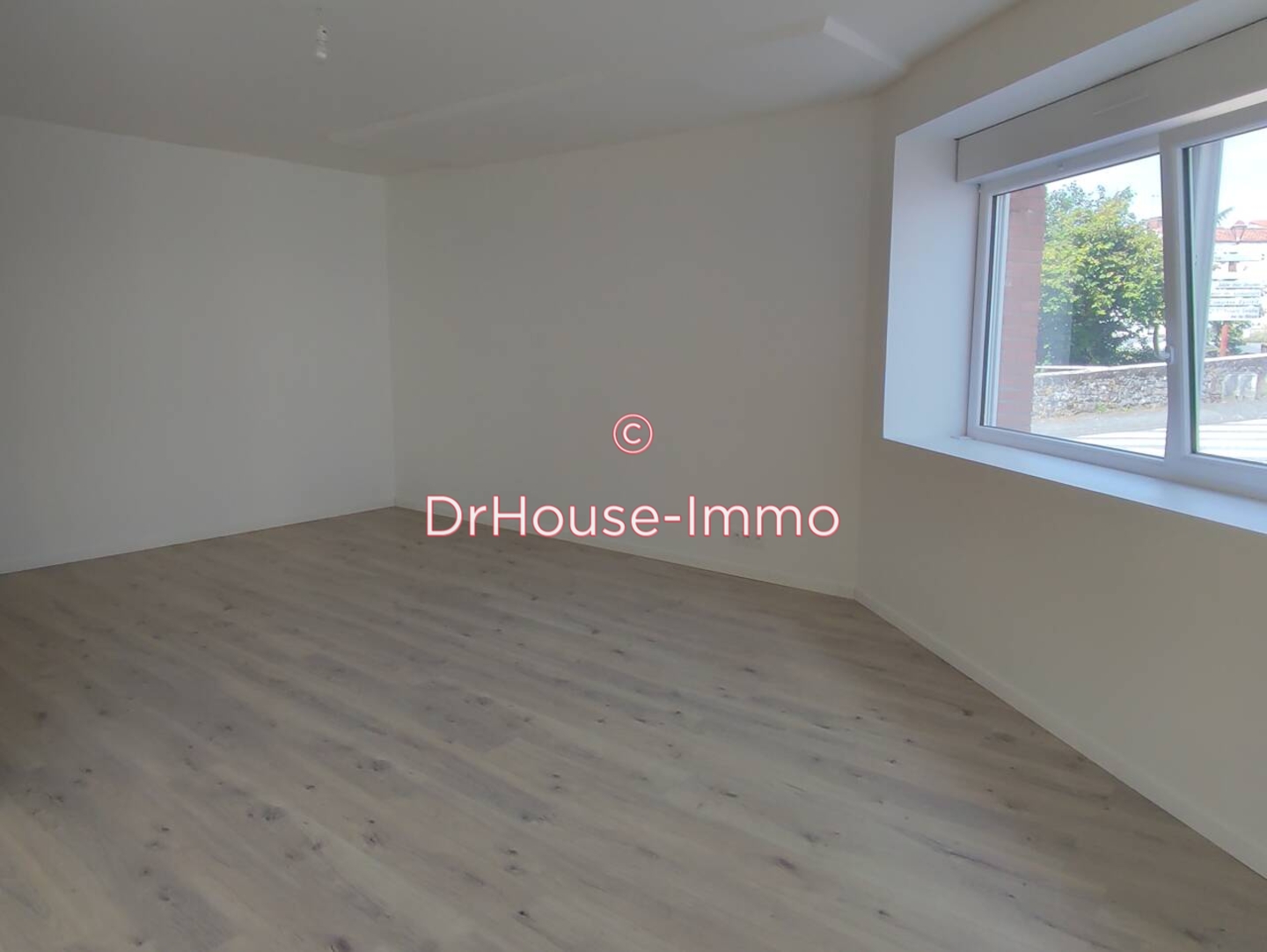 Photo 3 : Location Maison 5 pièces Saint-Hilaire-de-Clisson 168 m²