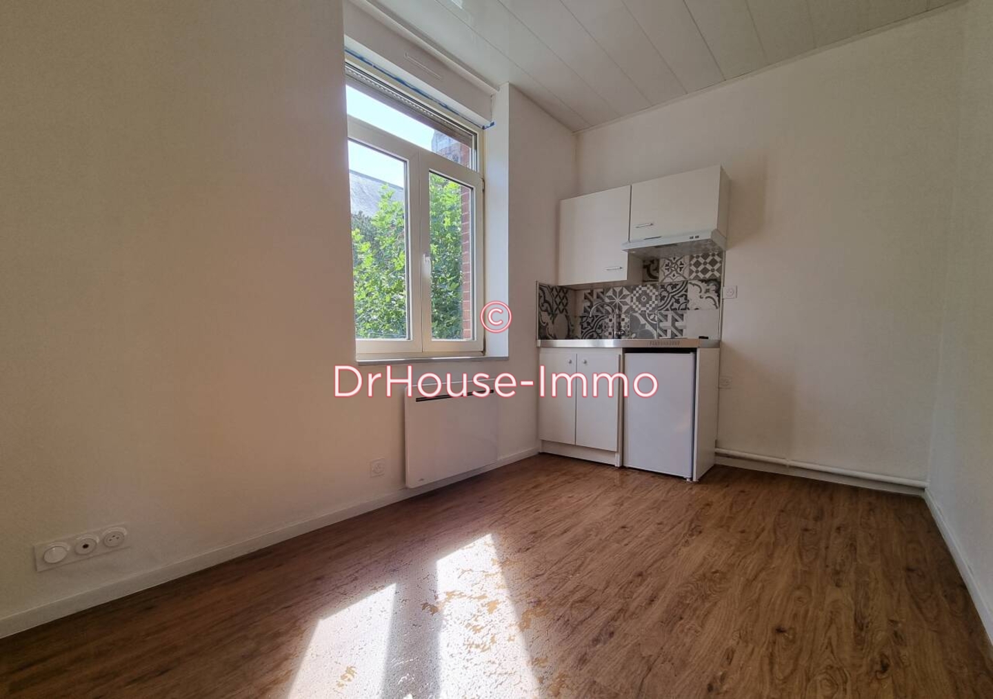 Photo 1 : Location Appartement 1 pièce Bailleul 13 m²