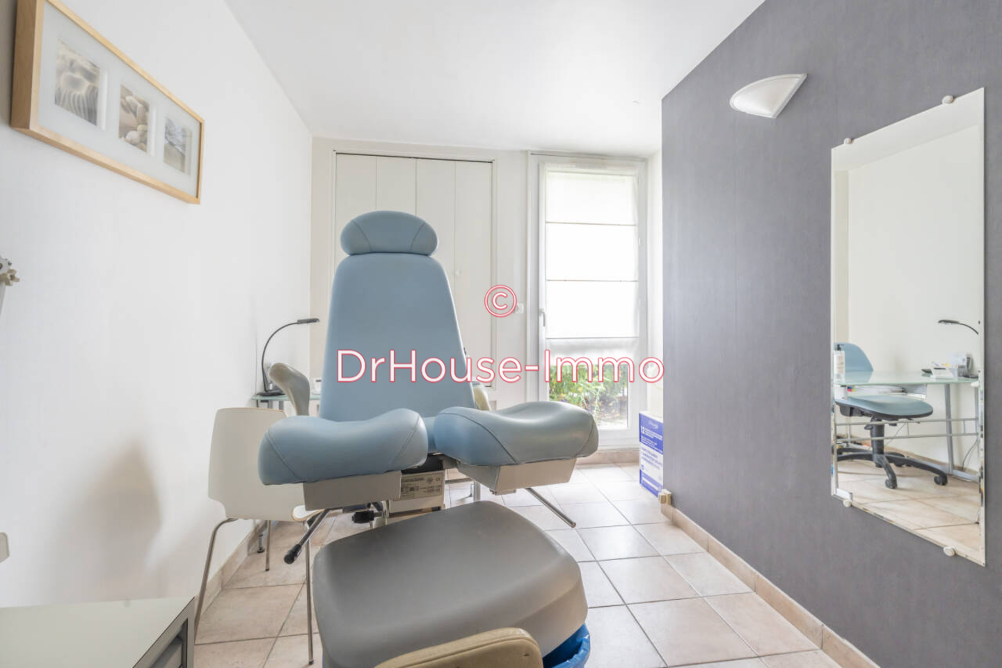 Photo 2 : Location Bureau 1 pièce Élancourt 11 m²