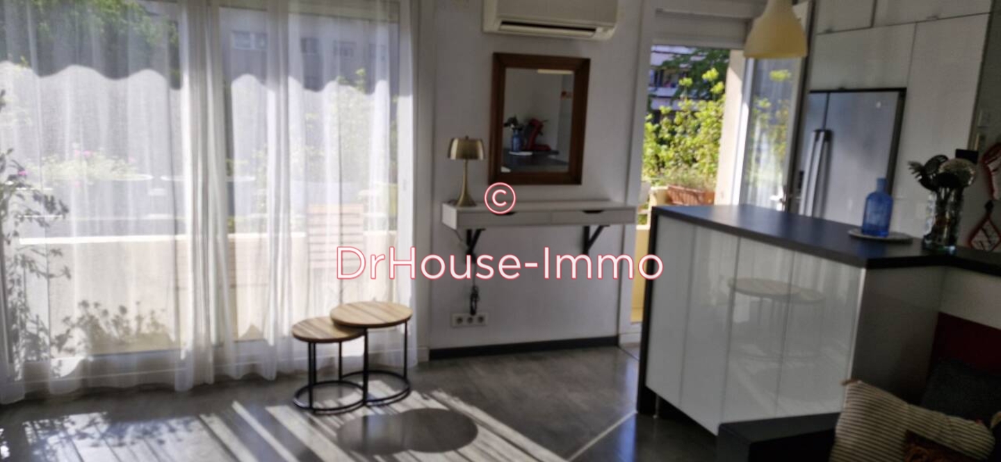 Photo 3 : Location Appartement 4 pièces Marseille 64 m²