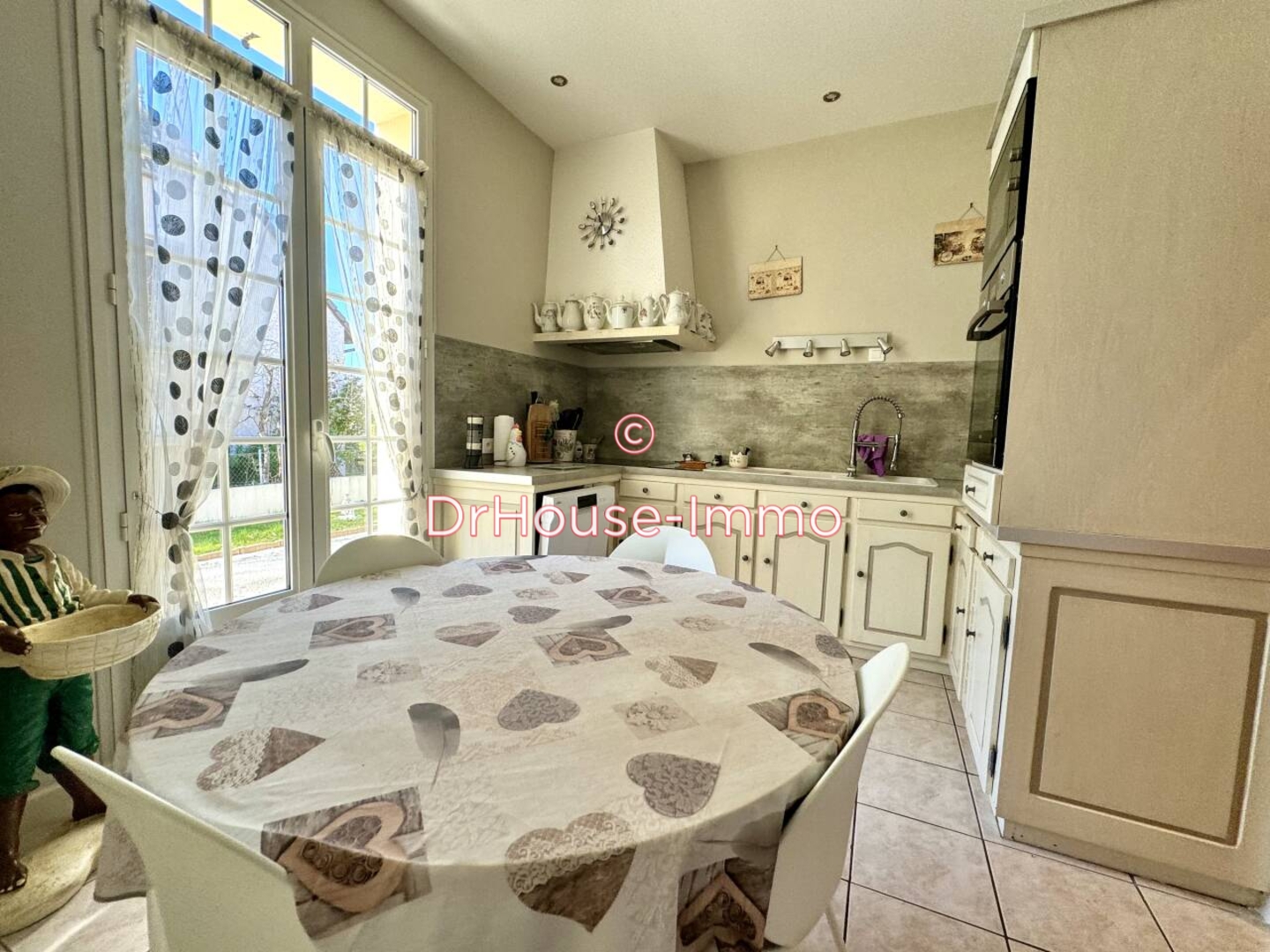 Photo 3 : Location Maison 4 pièces Saint-Pantaléon-de-Larche 94 m²