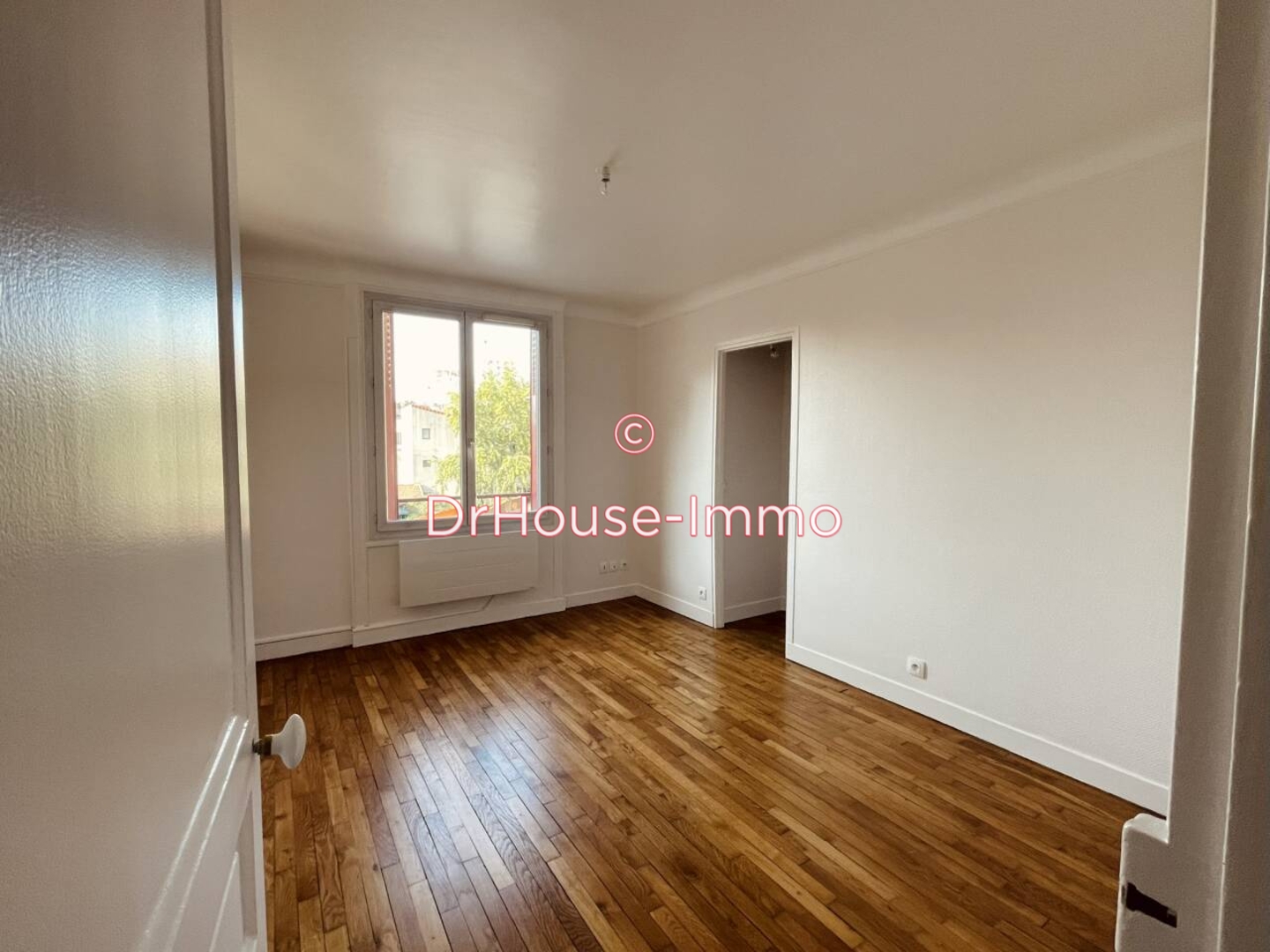 Photo 1 : Location Appartement 2 pièces Les Lilas 44 m²