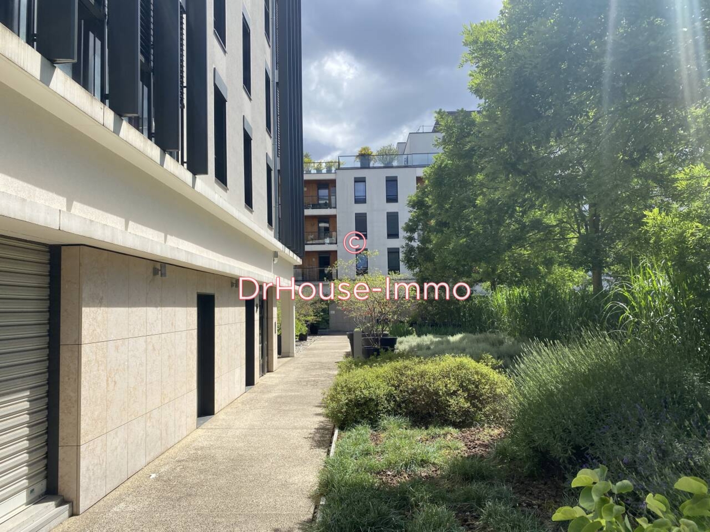 Photo 2 : Location Appartement 4 pièces Tassin-la-Demi-Lune 87 m²