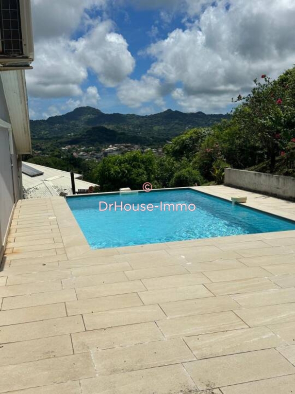 Photo 3 : Location Maison 5 pièces Saint-Esprit 108 m²