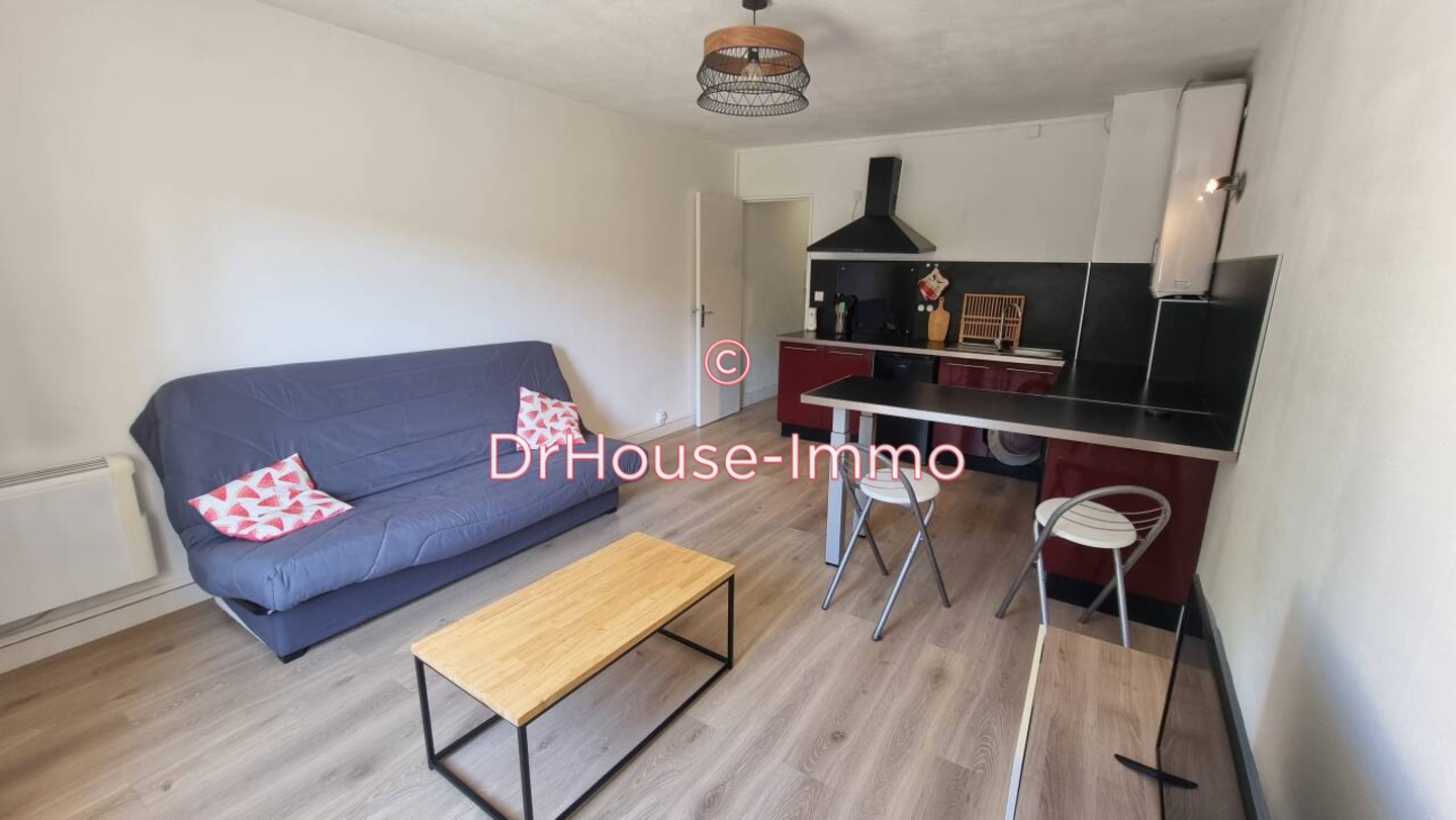 Photo 2 : Location Appartement 1 pièce Orange 26 m²