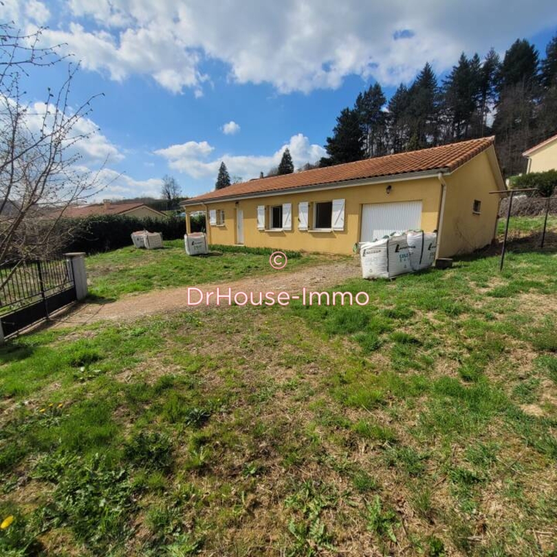 Photo 2 : Location Maison 5 pièces Saint-Jean-la-Bussière 110 m²