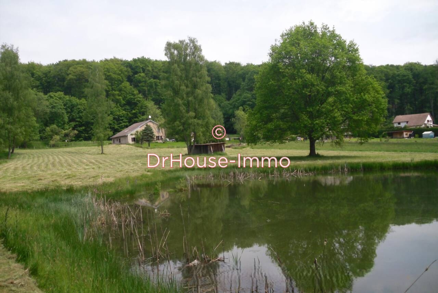 Photo 2 : Vente Maison 6 pièces Le Clerjus 140 m²