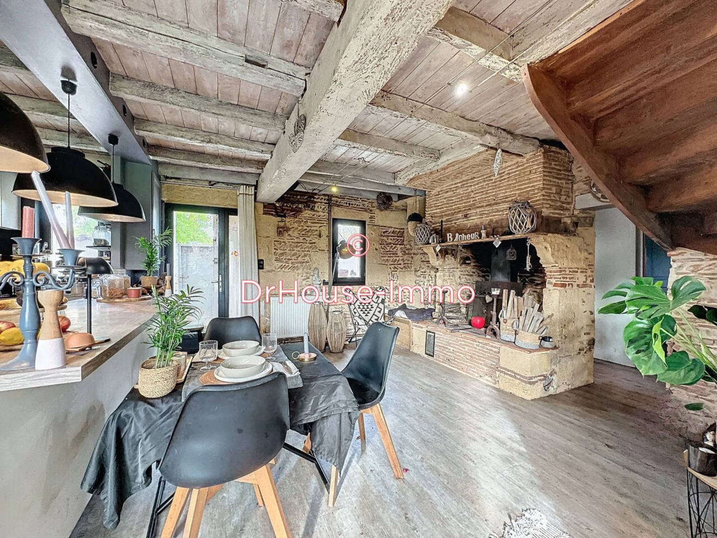 Photo 3 : Vente Maison 7 pièces Lamonzie-Saint-Martin 145 m²