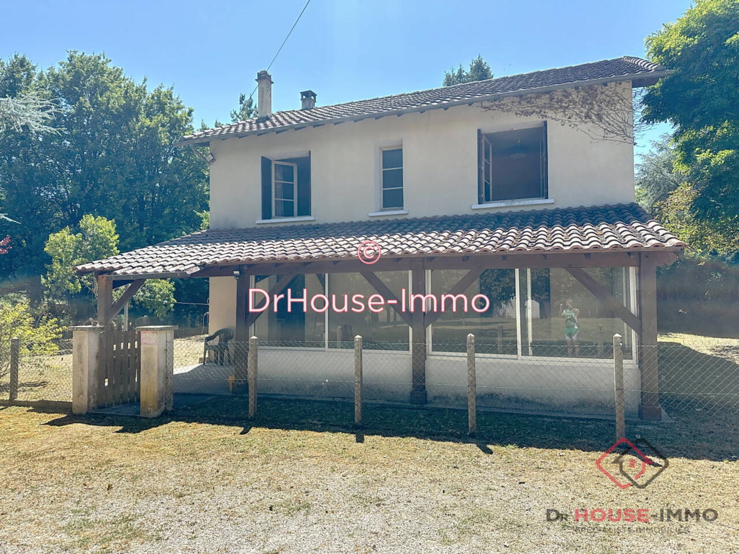 Photo 1 : Vente Maison 5 pièces Saint-Crépin-d'Auberoche 98 m²