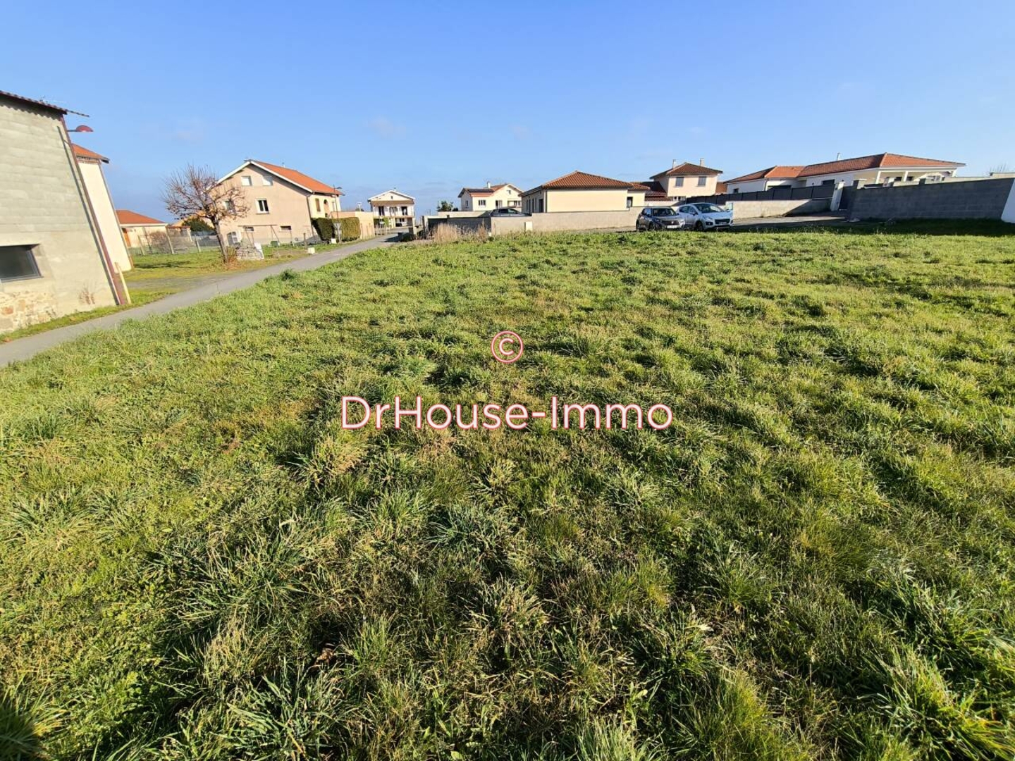 Photo 1 : Vente Terrain  Saint-Thomas-la-Garde 880 m²