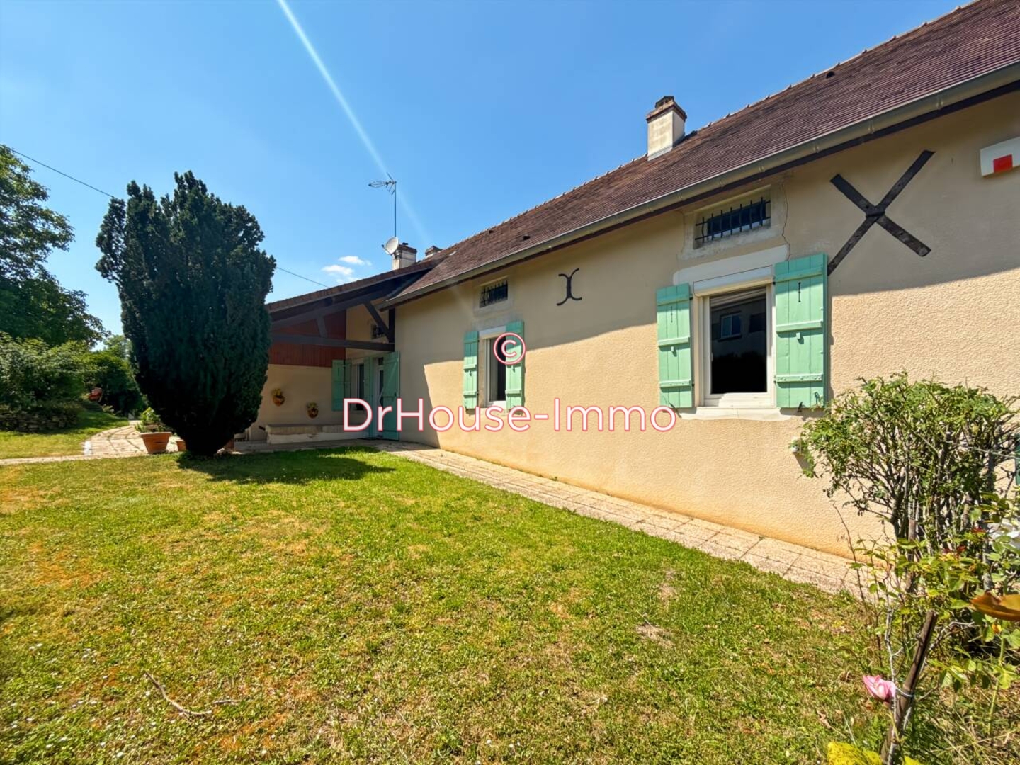 Photo 2 : Vente Maison 9 pièces Cirey-lès-Pontailler 196 m²