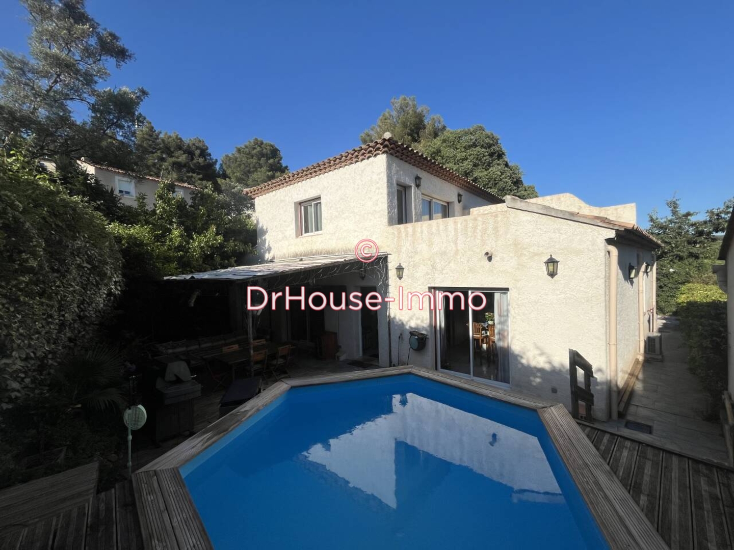 Photo 1 : Vente Maison 4 pièces Le Revest-les-Eaux 80 m²