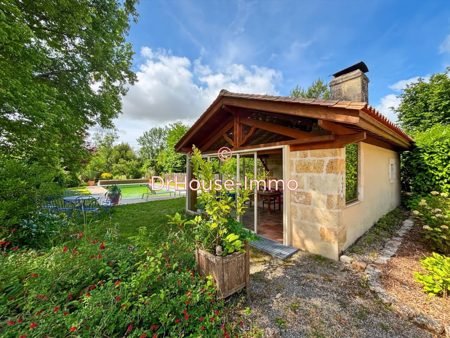 Photo 2 : Vente Maison 6 pièces Cubnezais 260 m²