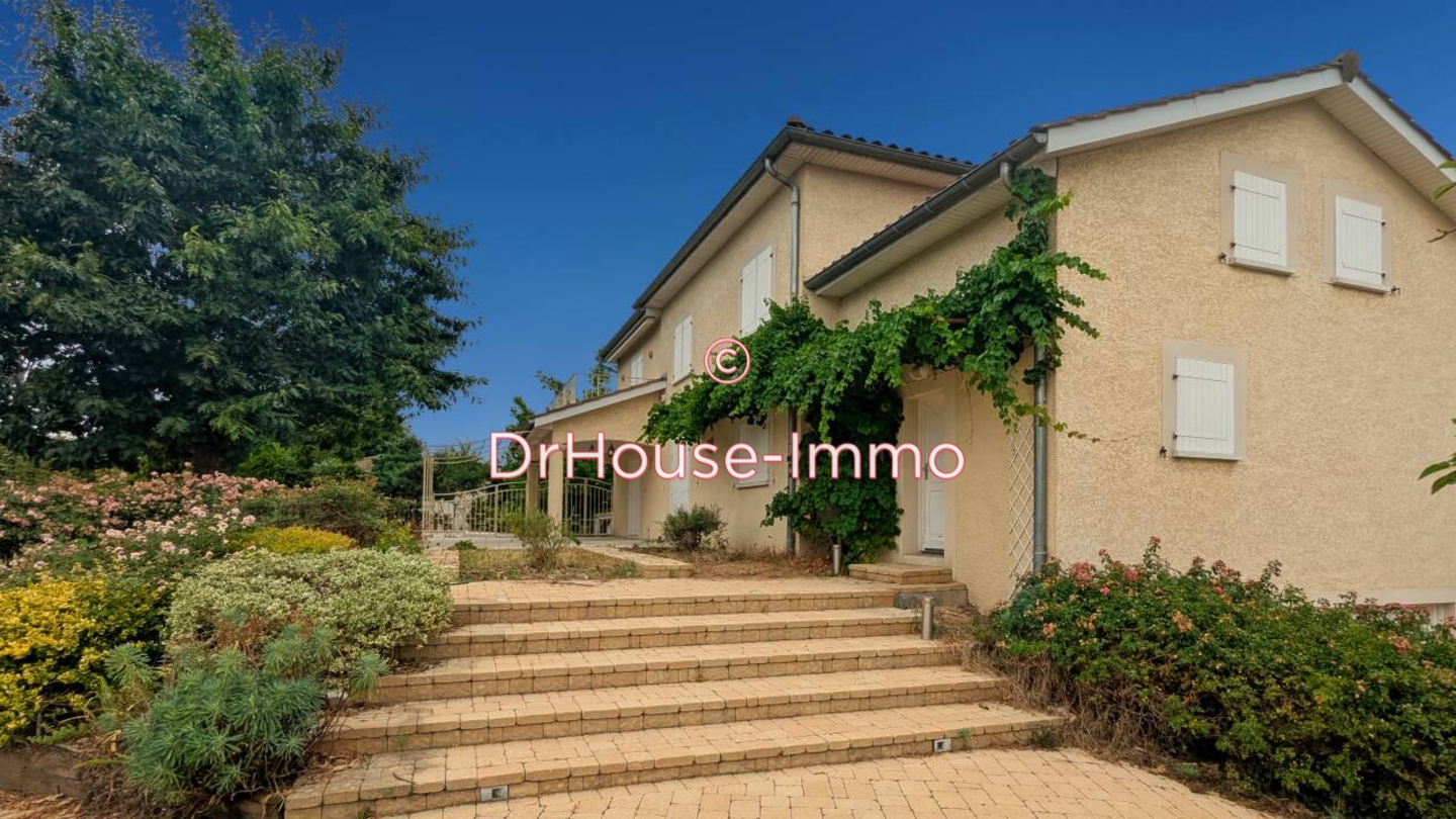 Photo 2 : Vente Maison 10 pièces Chazay-d'Azergues 195 m²