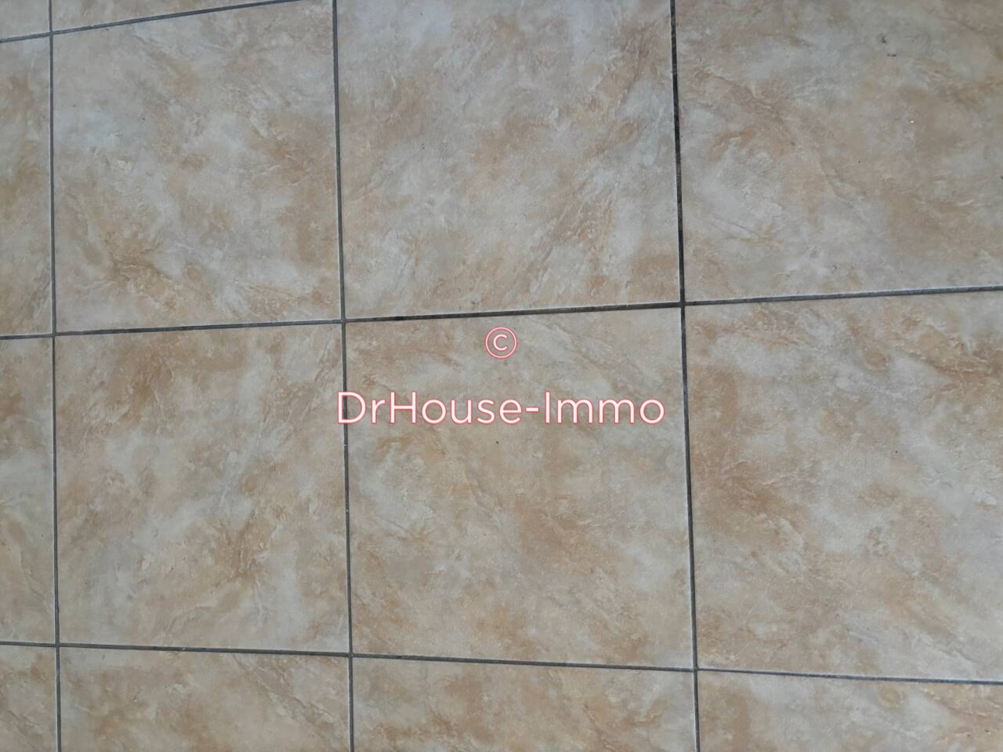 Photo 3 : Vente Appartement 3 pièces Salon-de-Provence 65 m²
