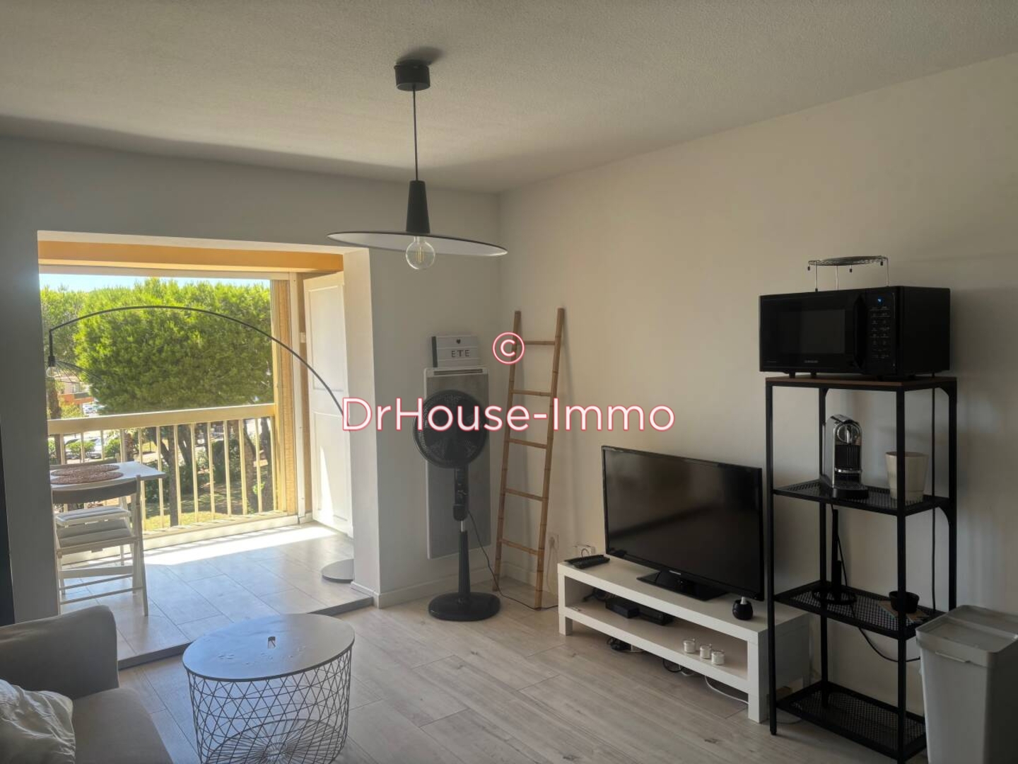 Photo 2 : Vente Appartement 1 pièce Six-Fours-les-Plages 31 m²