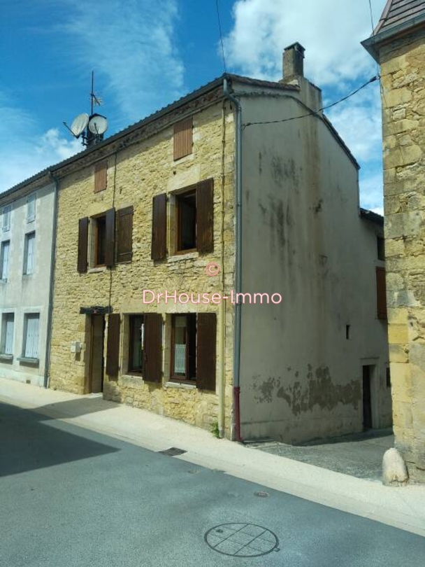 Photo 1 : Vente Maison 5 pièces Villefranche-du-Périgord 82 m²