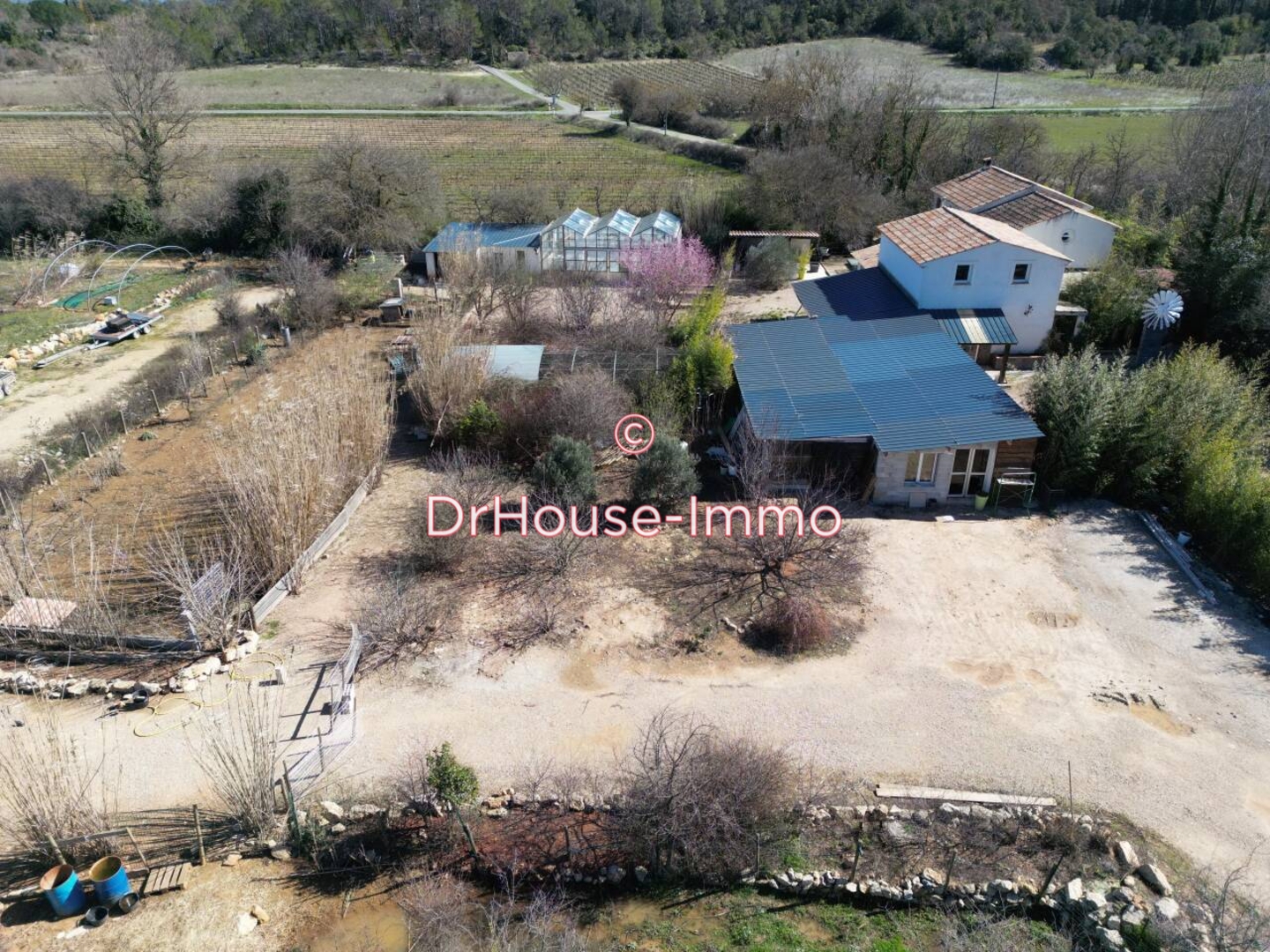 Photo 3 : Vente Maison 6 pièces Néoules 295 m²