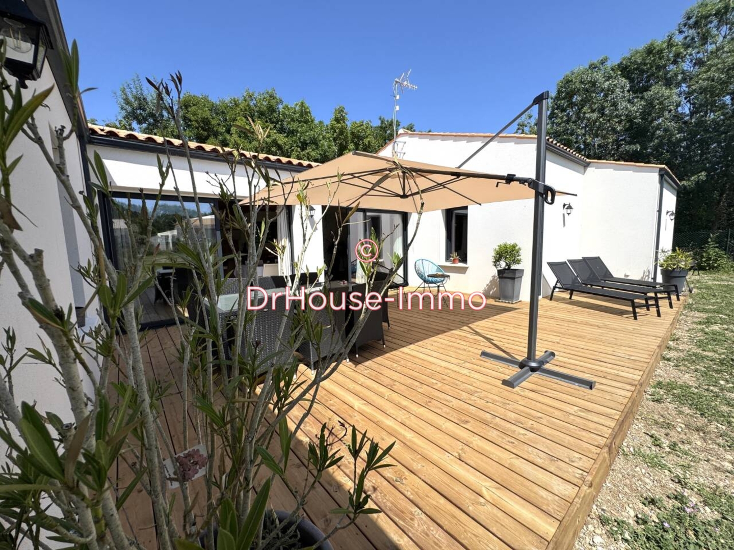 Photo 2 : Vente Maison 5 pièces Ferrières 146 m²